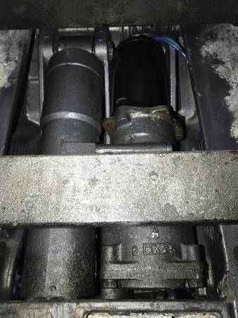 ГИДРОПОДЪЕМНИК YAMAHA F 50 A, 62X-43800-02-4D