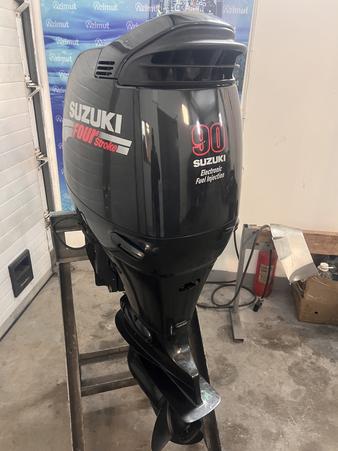 лодочный мотор SUZUKI DF 140 , нога L (508), , инжекторный, из Японии