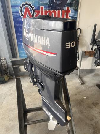 лодочный мотор YAMAHA 30 , 3-х цилиндровый, 2-х тактный, ПОЛНОЦЕННЫЙ ГИДРАВЛИЧЕСКИЙ ПОДЪЕМ, 