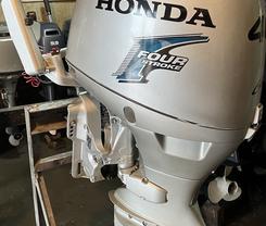 лодочный мотор HONDA BF 40, нога короткая , из Японии,  2007 г,
