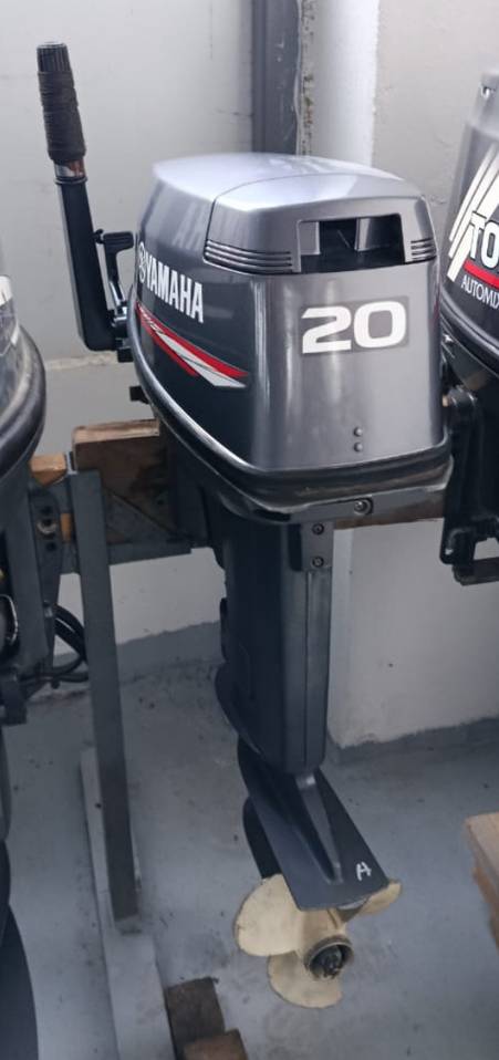 лодочный мотор YAMAHA 20 , румпель, ручной стартер+электростартер